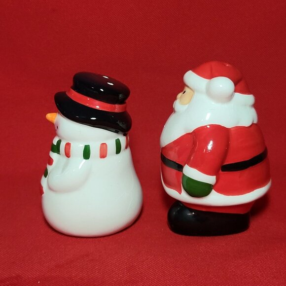Santa Claus Snowman Salt and Pepper Shaker Christmas Kitchen Decor - Picture 11 of 12